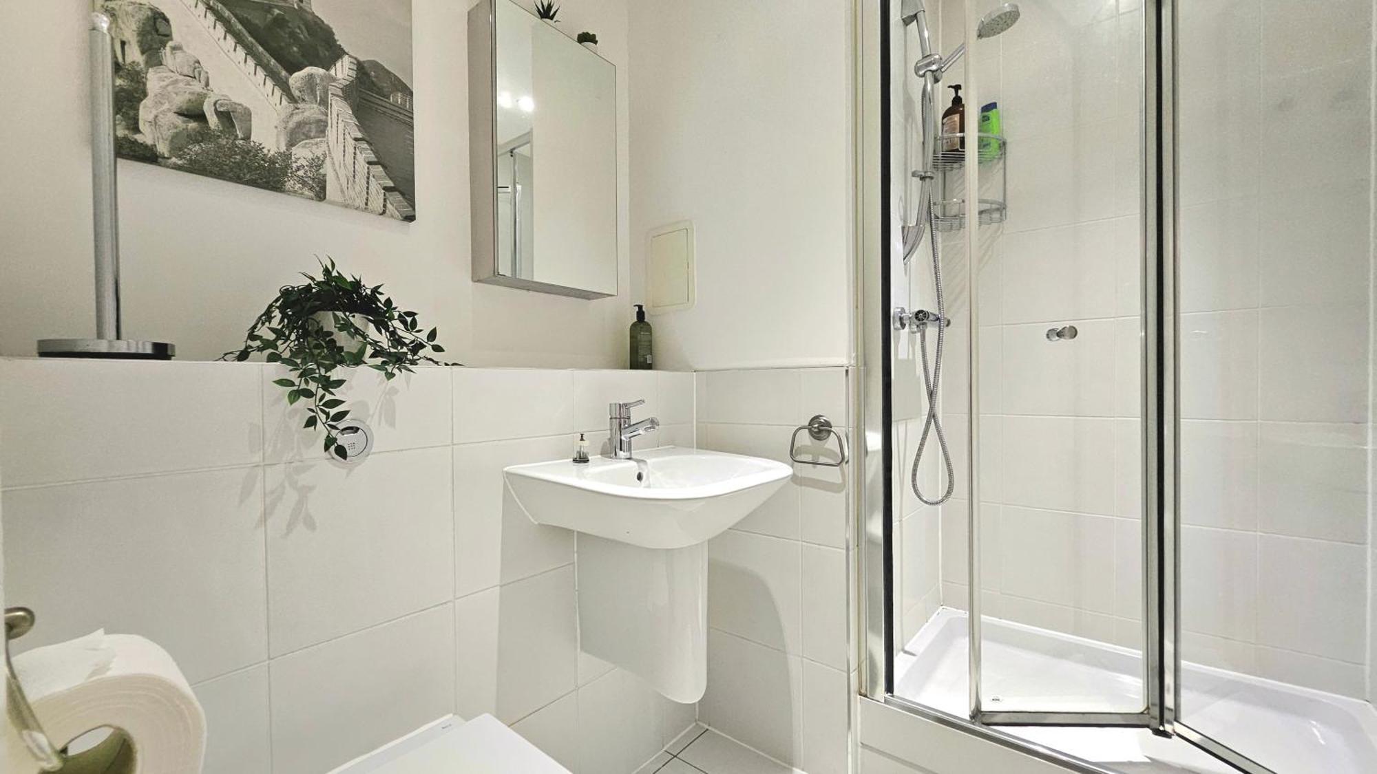 Appartement Athera - Festival Quarter, Canary Wharf 2 Bed, 2 Bath With Balcony And Gym Facility