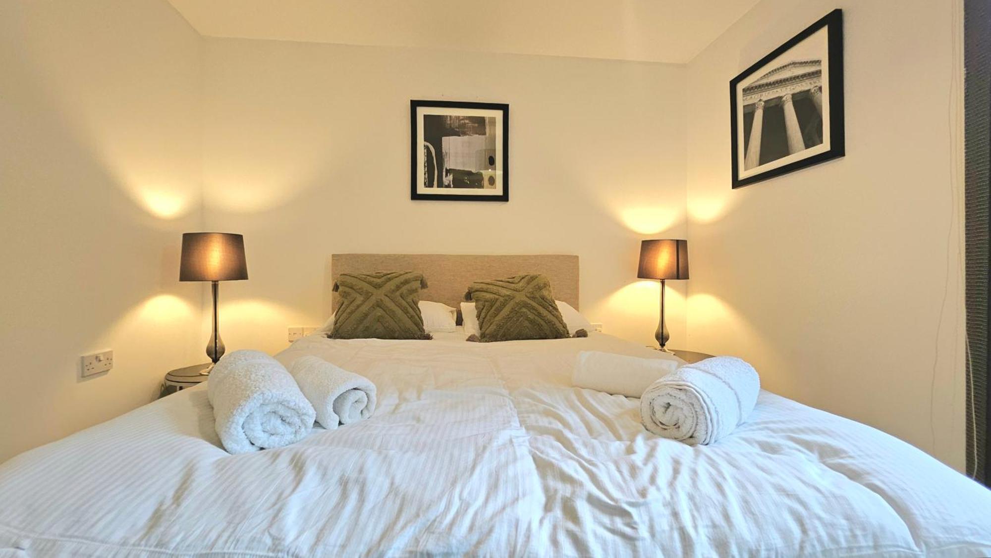 Appartement Athera - Festival Quarter, Canary Wharf 2 Bed, 2 Bath With Balcony And Gym Facility