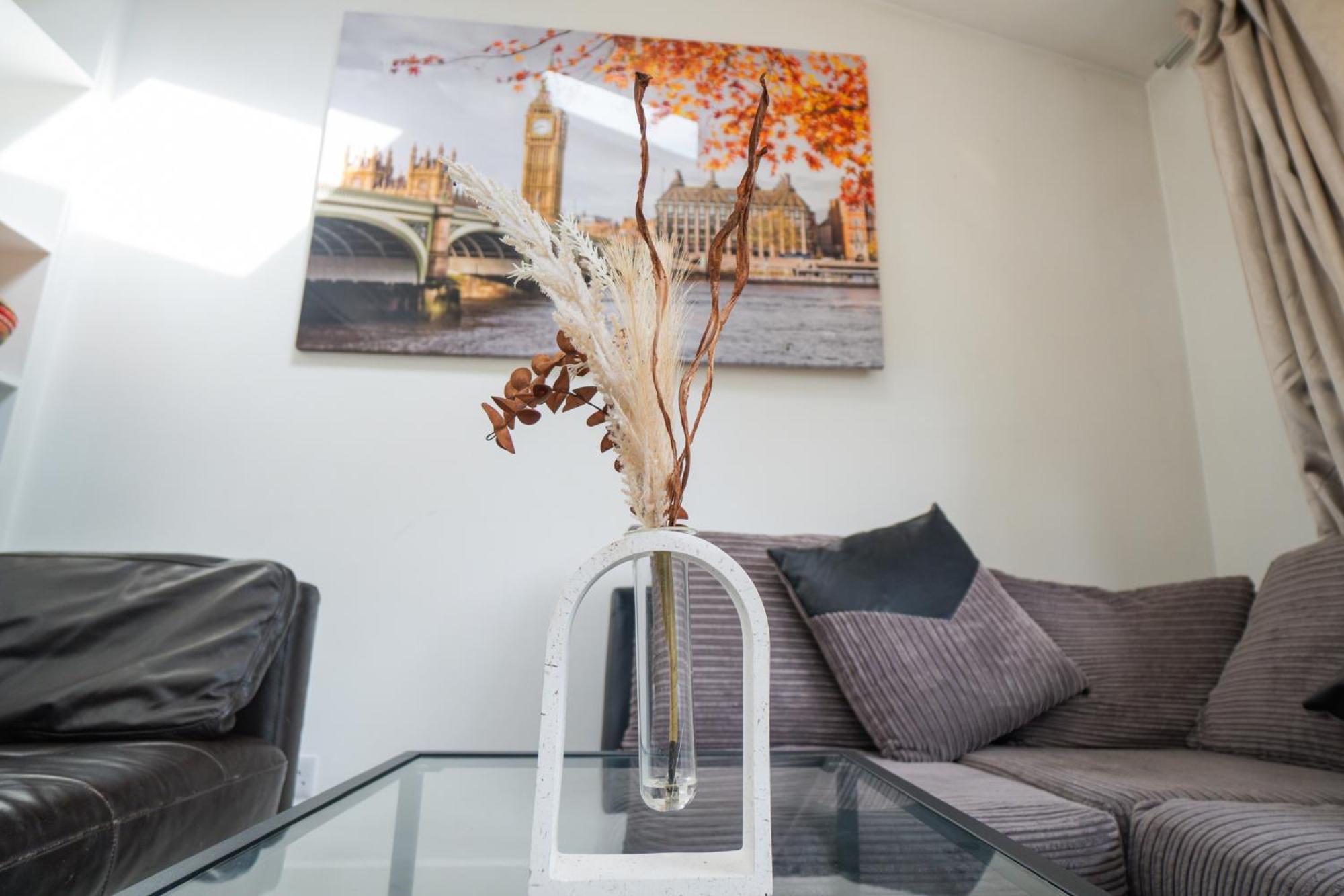 Shard View 3 Bed Entire *