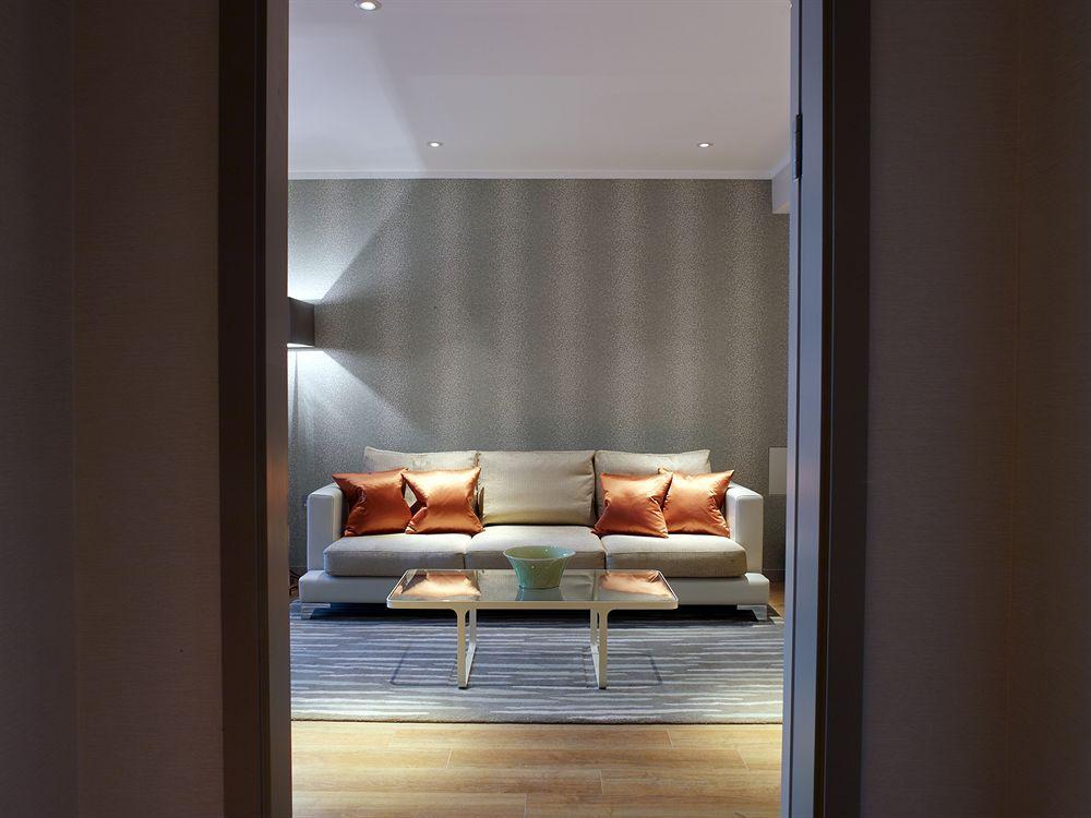 Cheval Three Quays At The Tower Of 5*