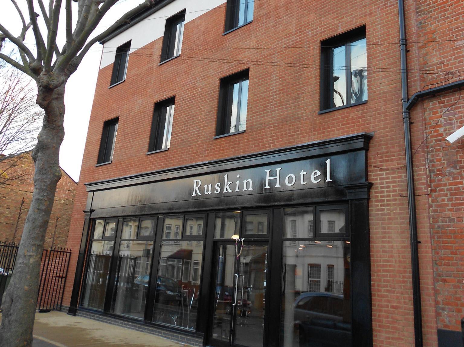 Hotel Ruskin 3*