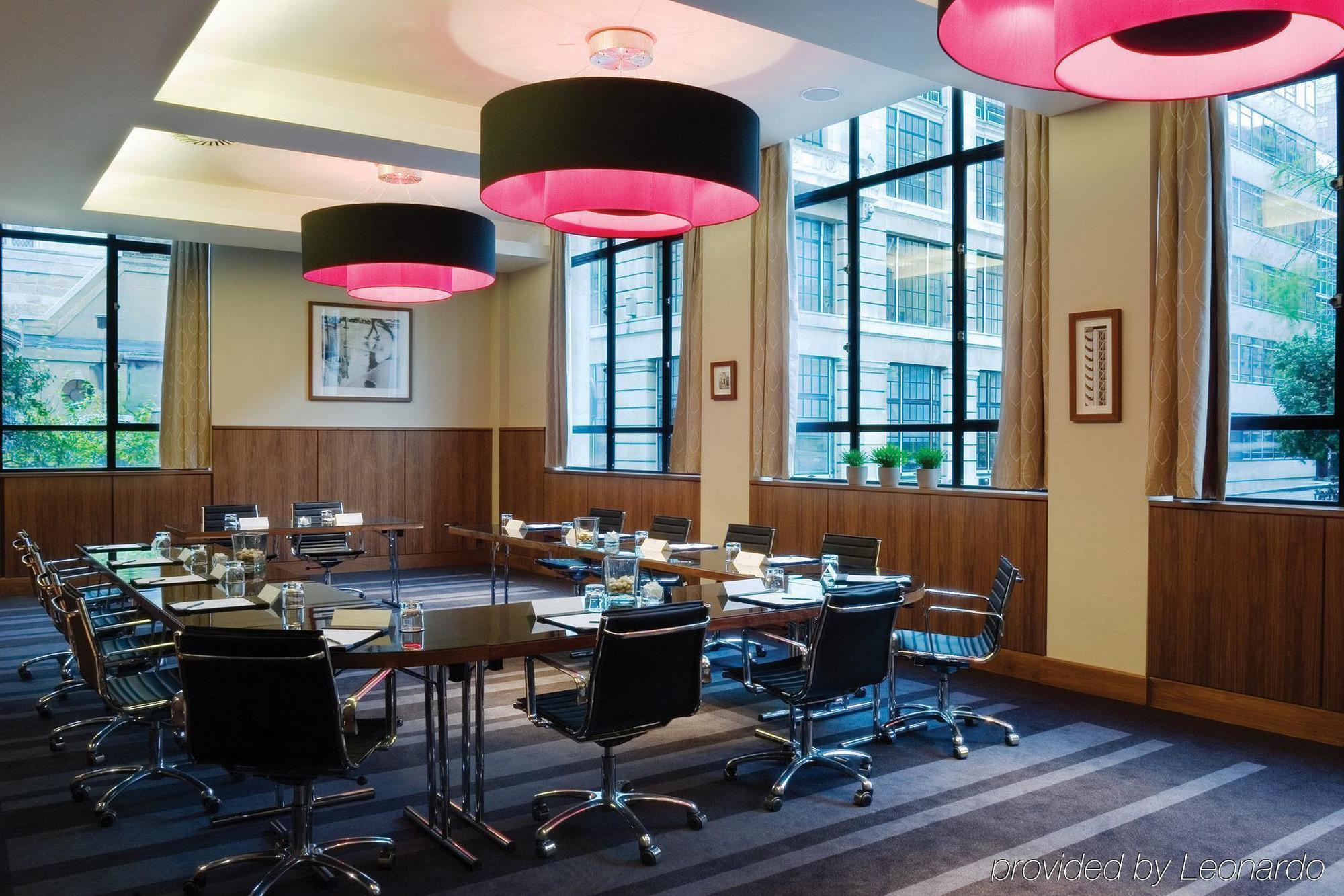 Apex Of 4* Londres