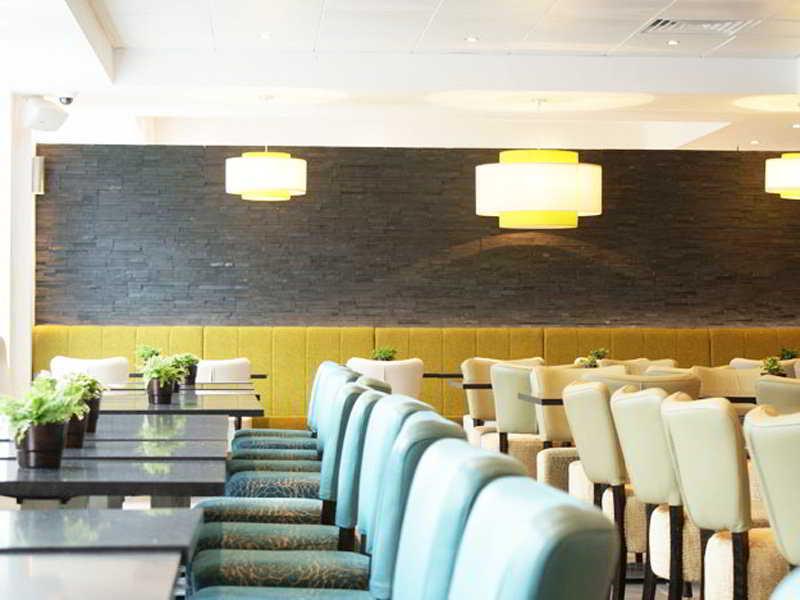 Holiday Express Stratford By Ihg Hotel