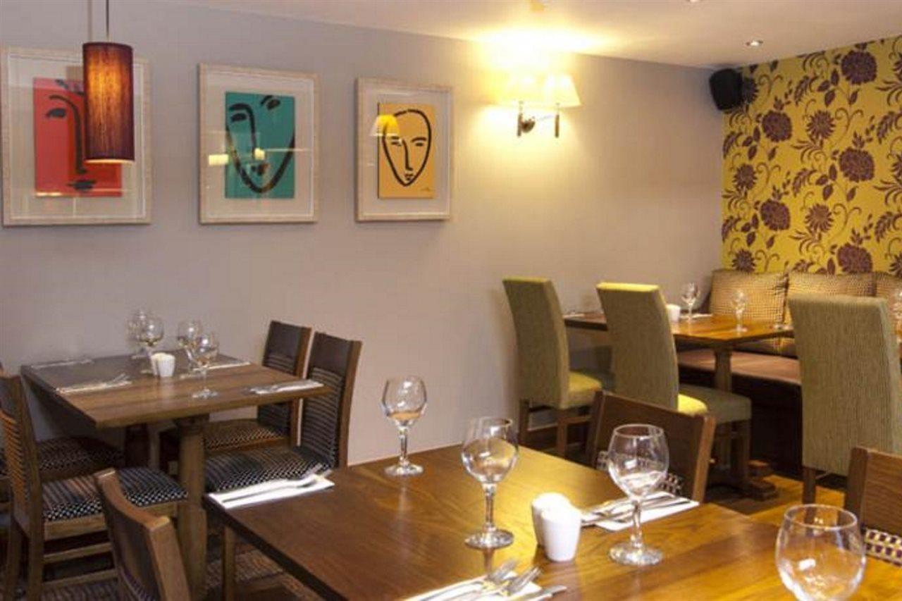 Premier Hotel Londres