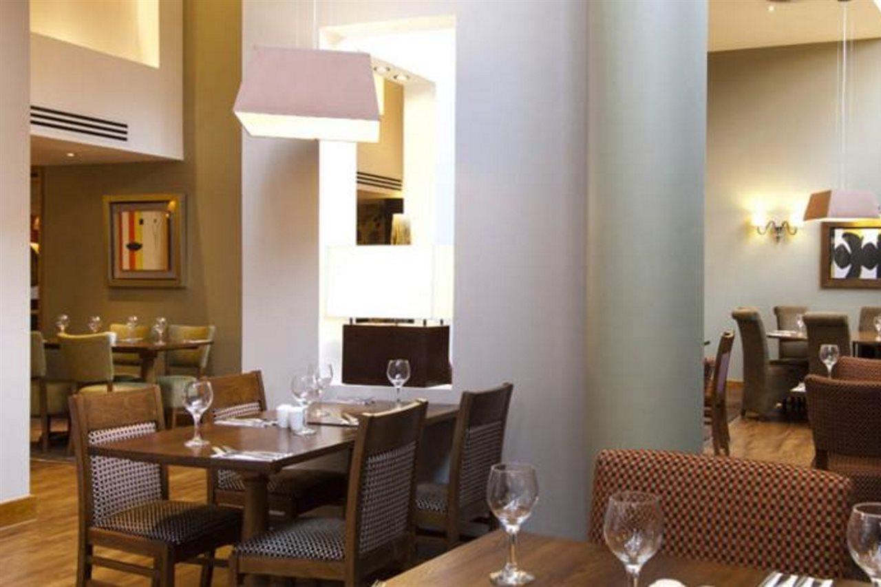 Premier Hotel 2*