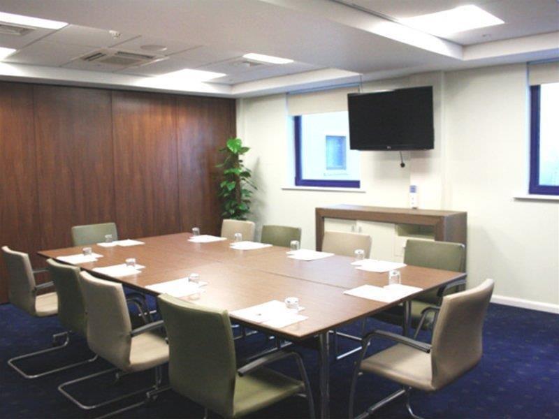Holiday Express Stratford By Ihg Hotel 3*