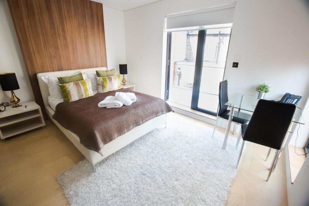 Rez Apartahotel 4*