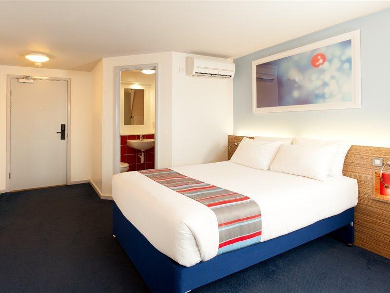 Hotel Travelodge Central City Road Londres