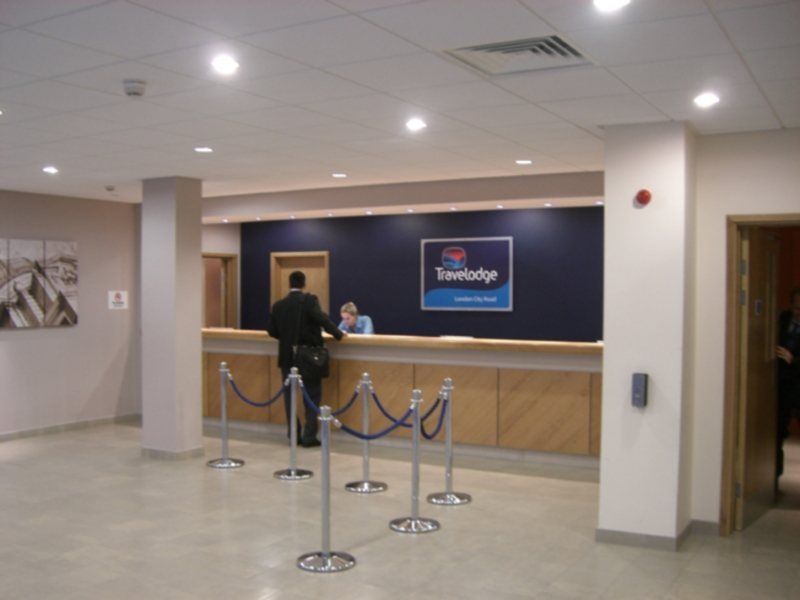 Hotel Travelodge Central City Road 3*