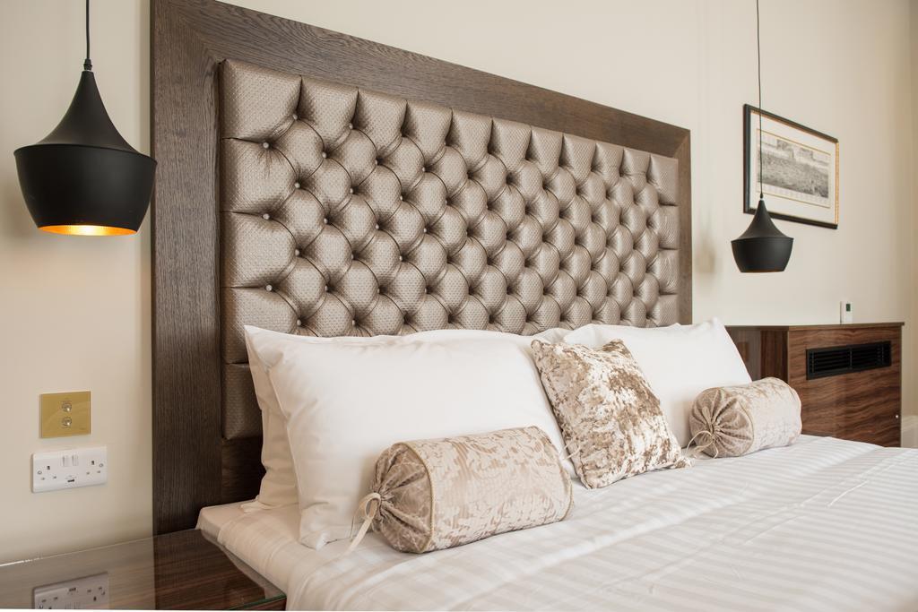Hotel The Lansbury Heritage A Sunday - Canary Wharf Londres