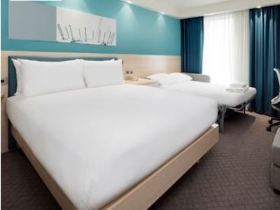 Hotel Hampton By Hilton Docklands 3*