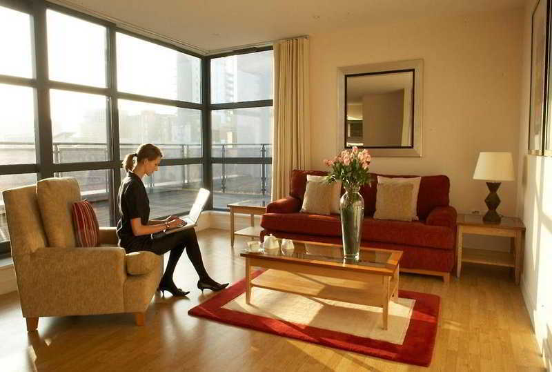 Marlin Canary Wharf Apartahotel 4*