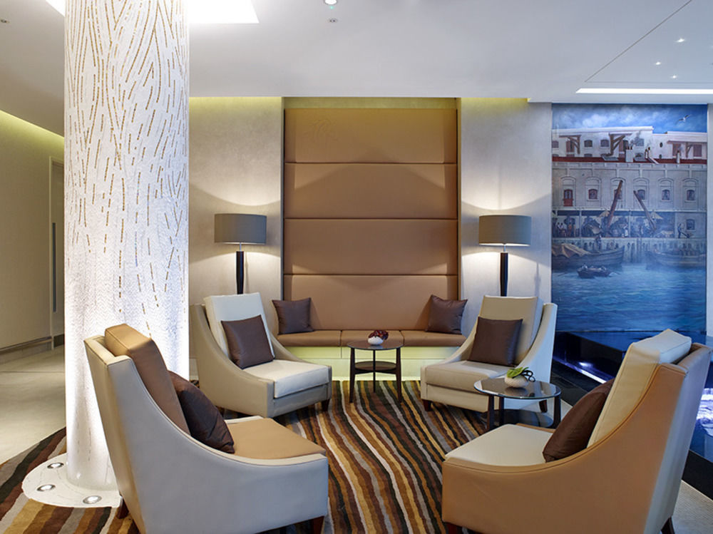 Cheval Three Quays At The Tower Of 5*