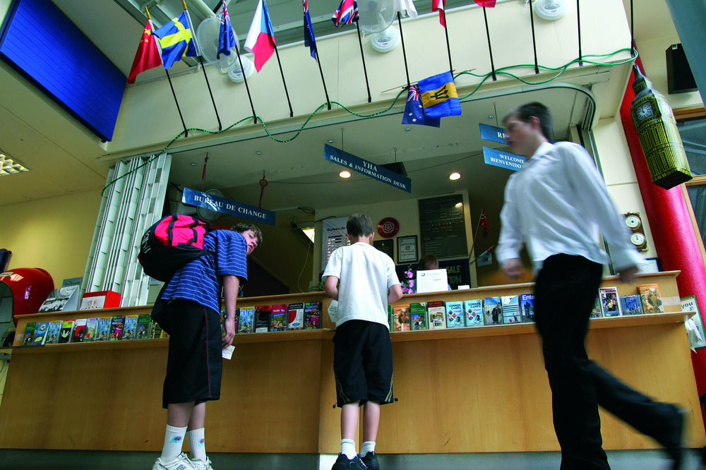Hostel Yha Thameside *