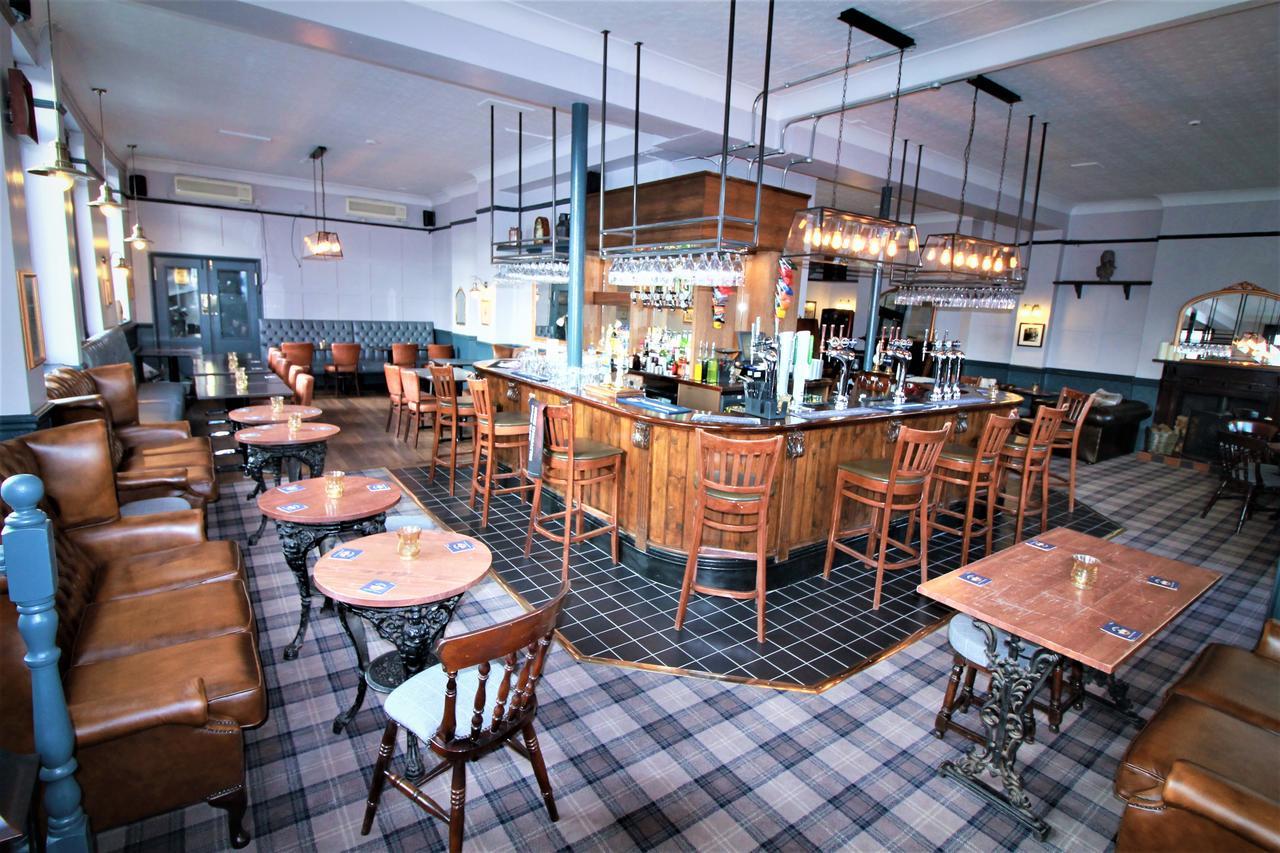 Summerfield Pub & Boutique Londres