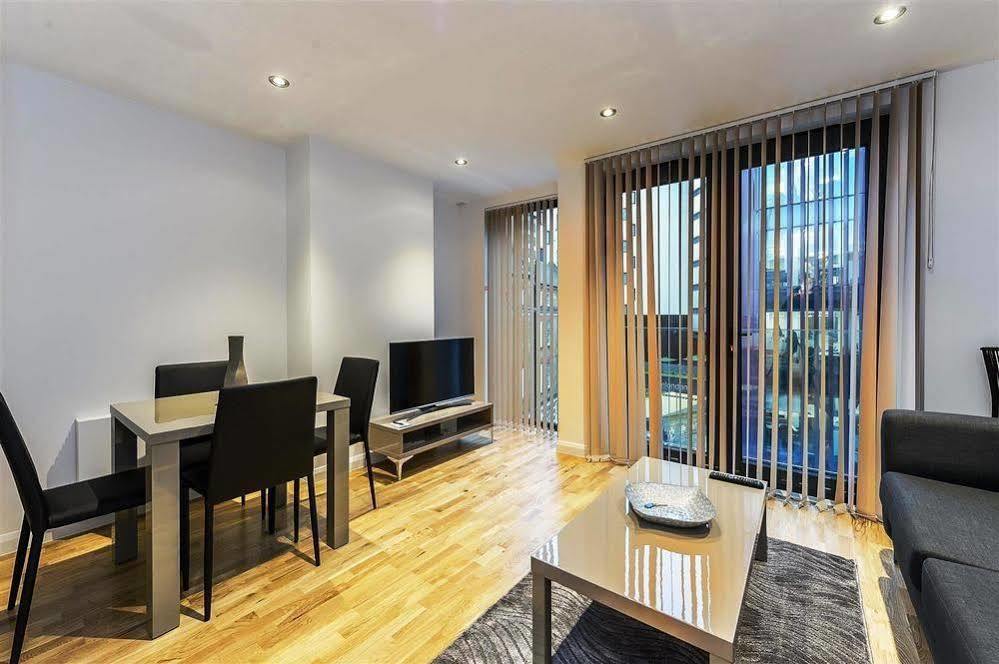 Tooley Street By Viridian Londres