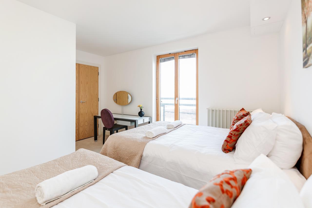 Docks Excel Apartamento *