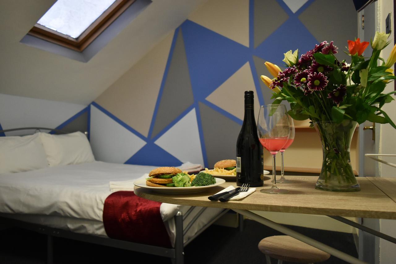Olympus Nirvana Hotel Londen