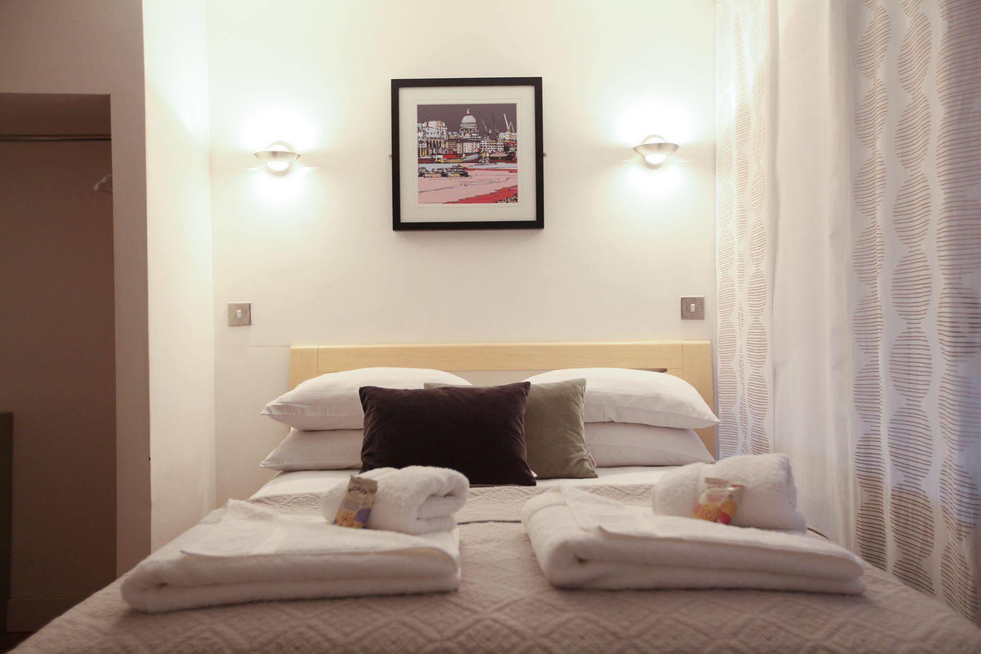 The Borough 3*