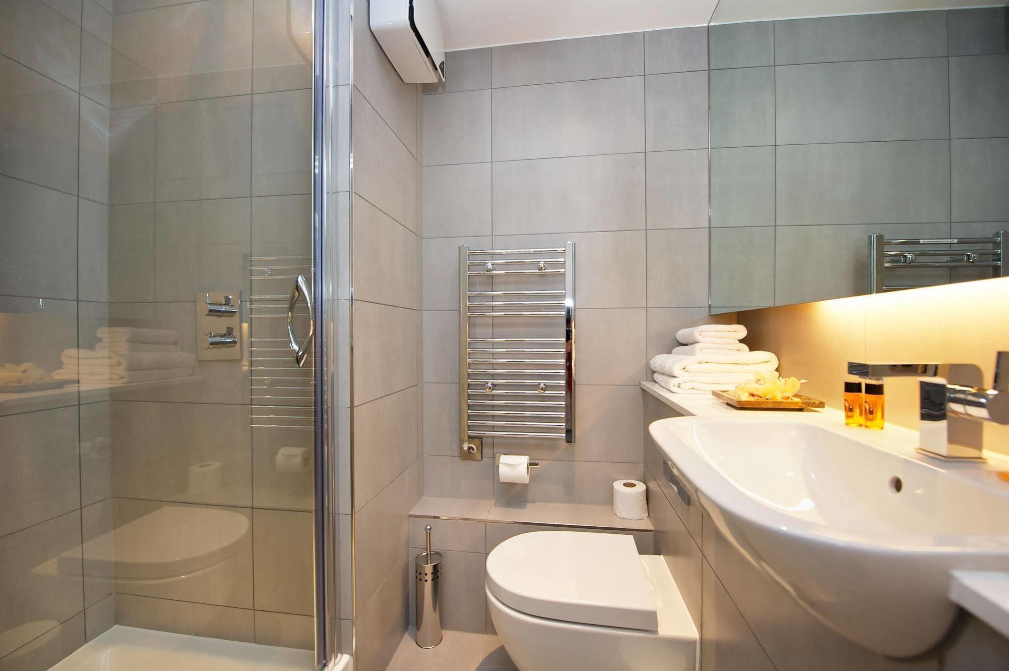 Staycity Deptford Bridge Station 3*