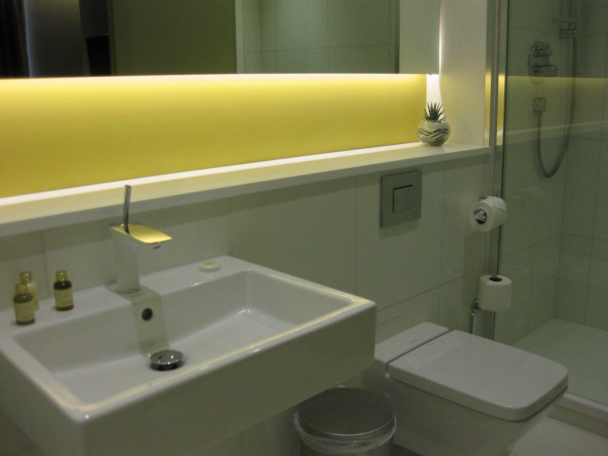 Axiom Park Appart hôtel 4*