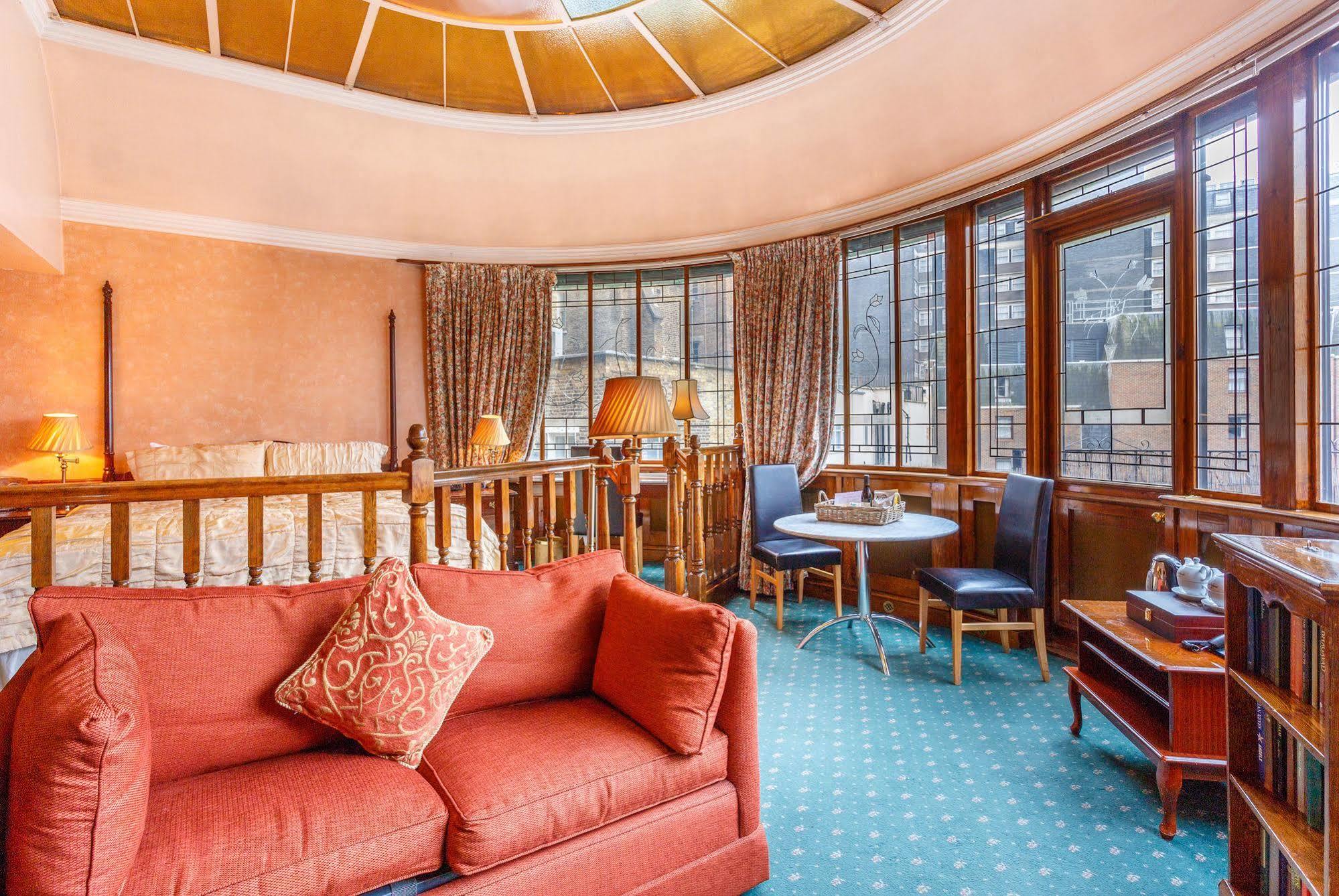 Elizabeth 4* Londres