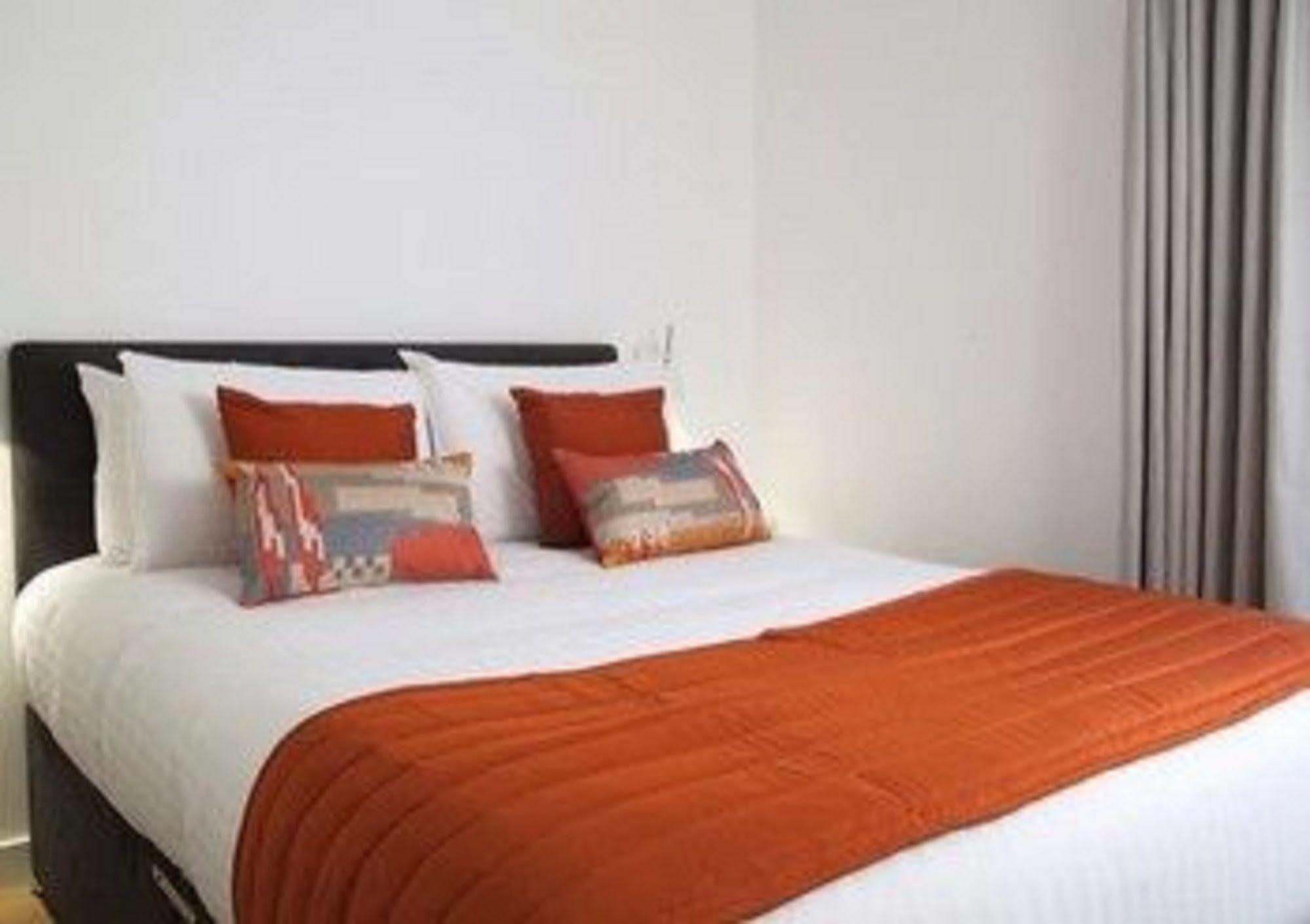 Apartahotel Smart Bridge 4*
