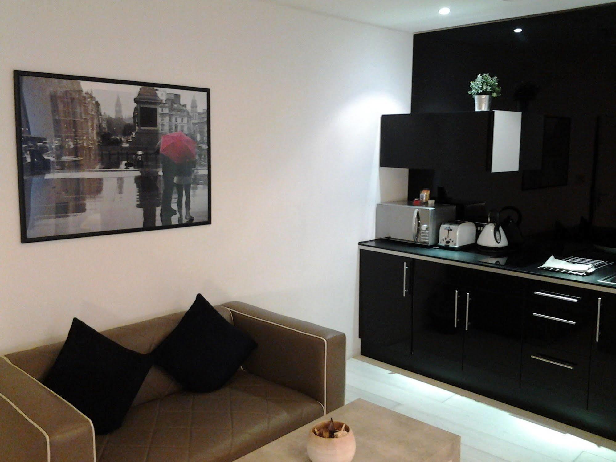 Rez Apartahotel 4*