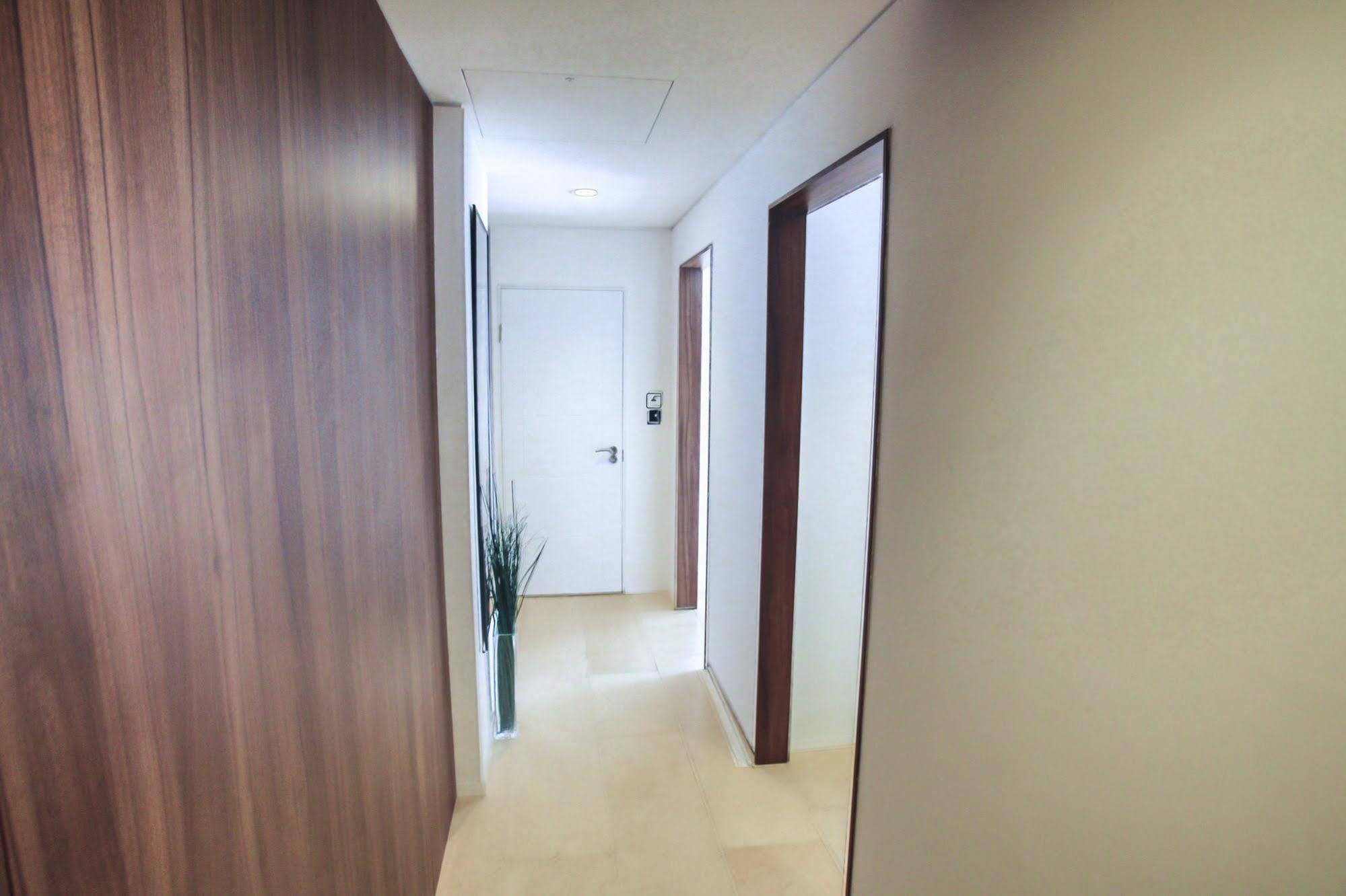 Rez Apartahotel Londres