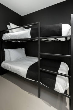 Kip Hotel 2*