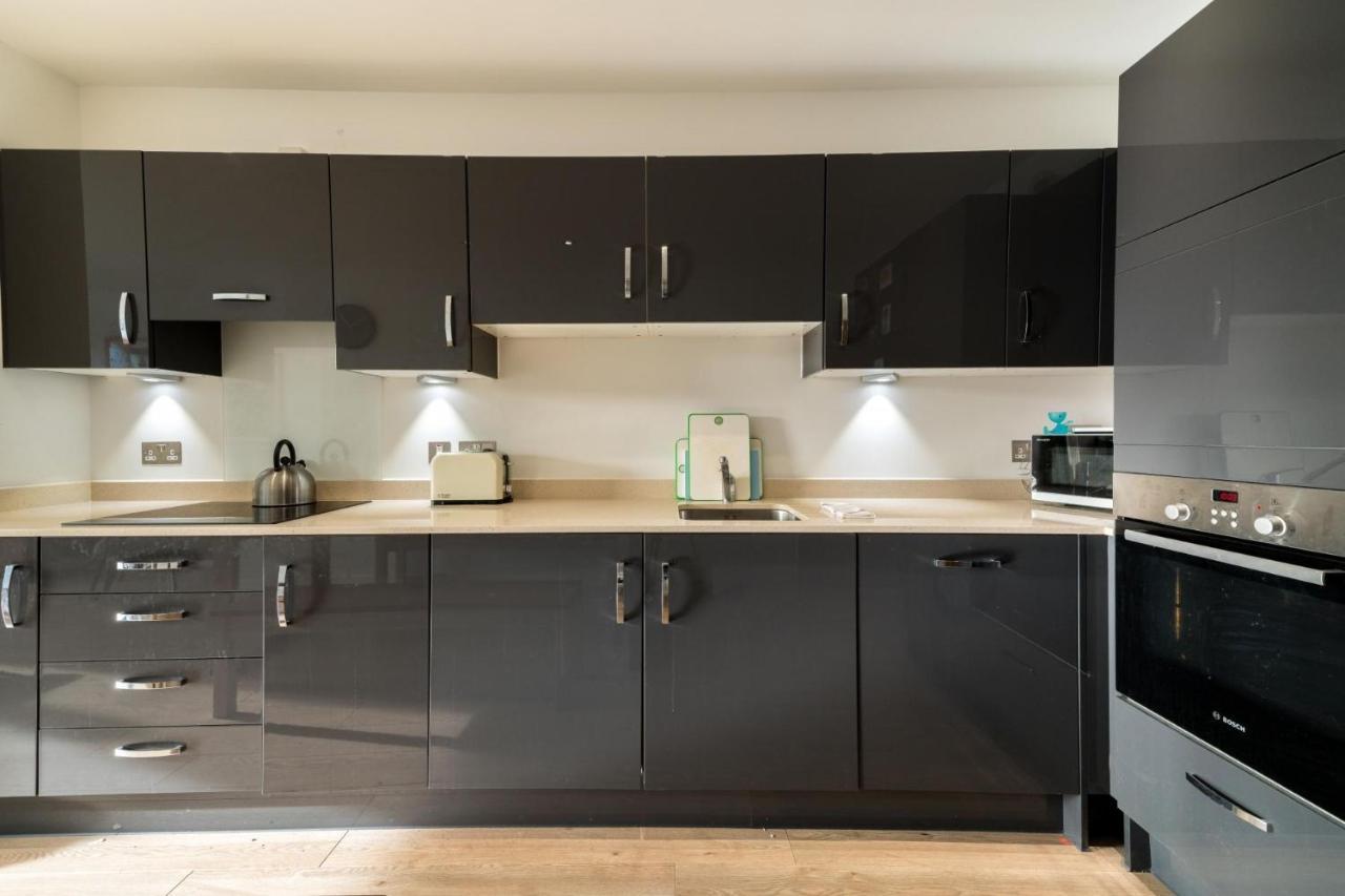 New 2bd Flat 4mins To Excel Centre Fast City Links