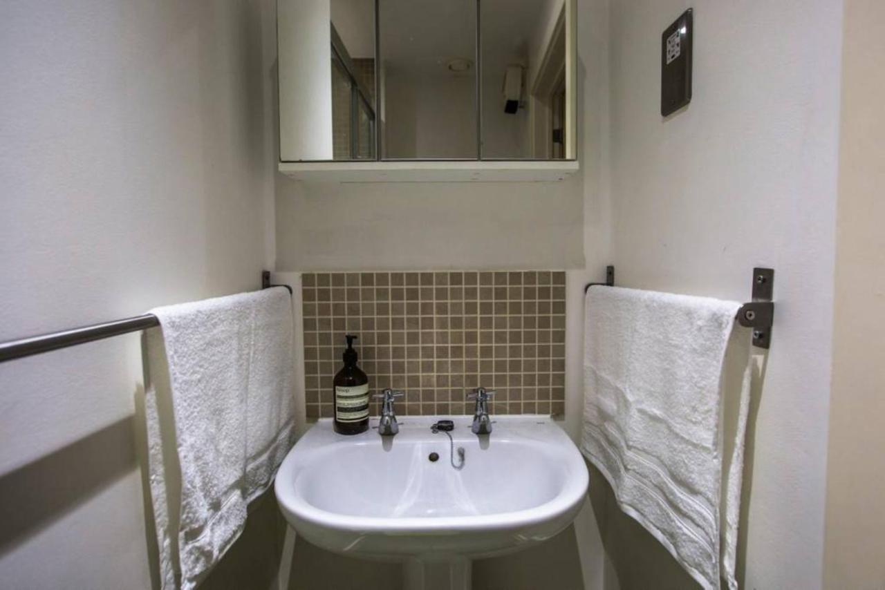 Modern Studio In Hackney *