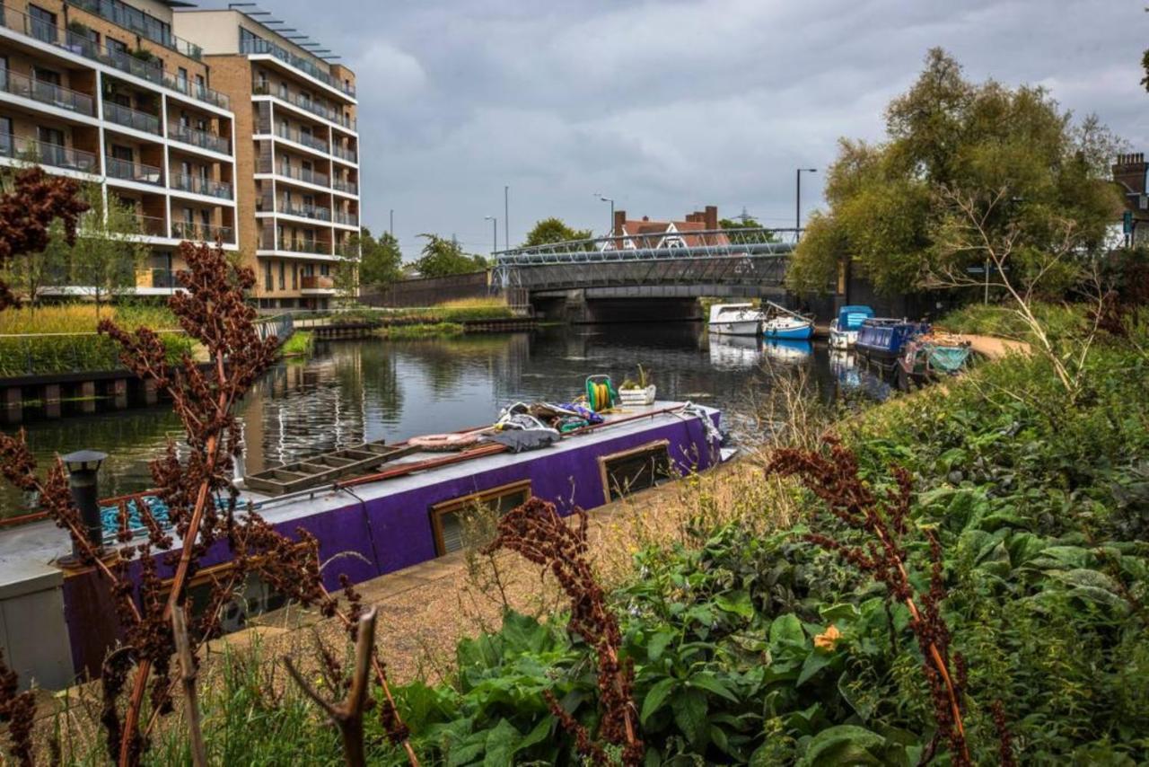 Modern Studio In Hackney *