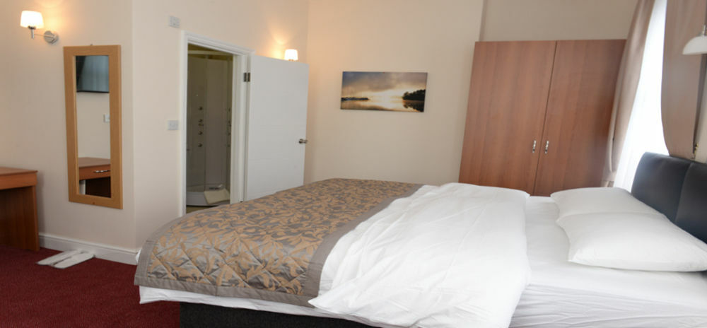 Global Hotel