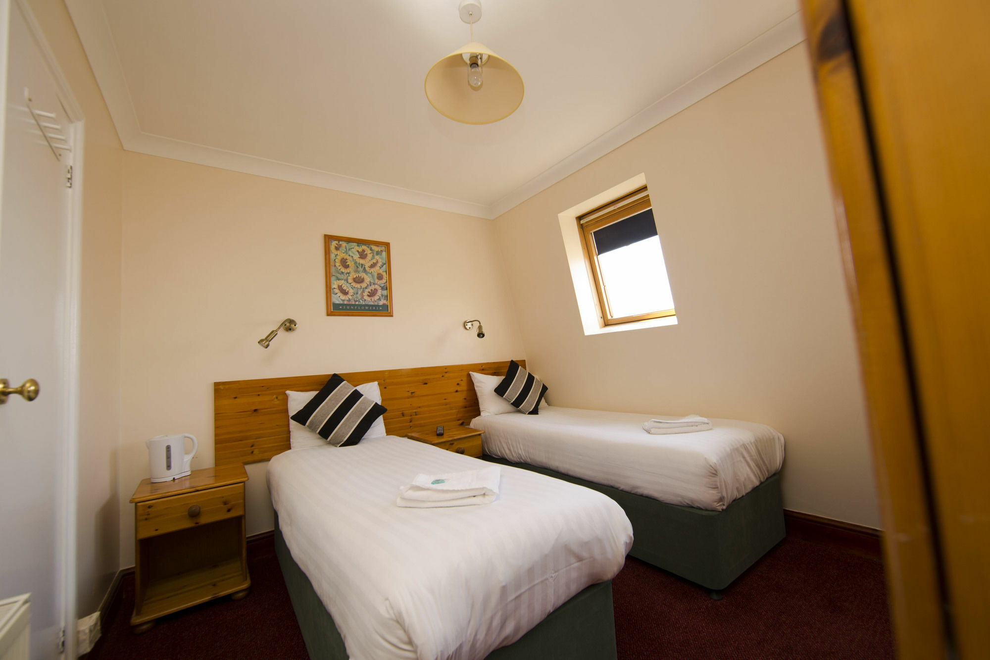 Royal By Saba Hotel 3*