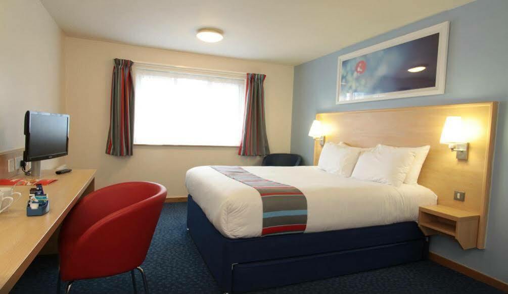 Travelodge Central City Road