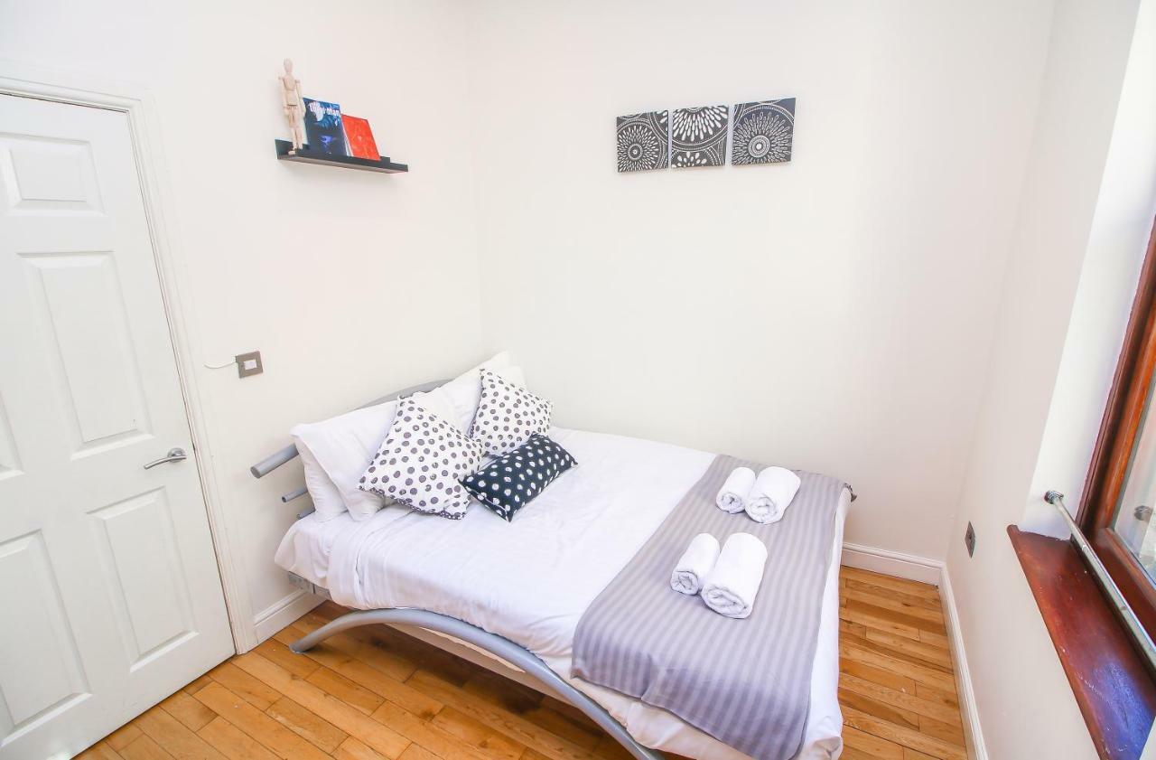 Flat Near Liverpool St & Shoreditch London. Apartamento Londres