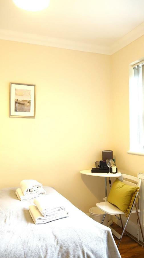 Habitación en casa particular Heathrow Ensuite Rooms- Auto Check In *