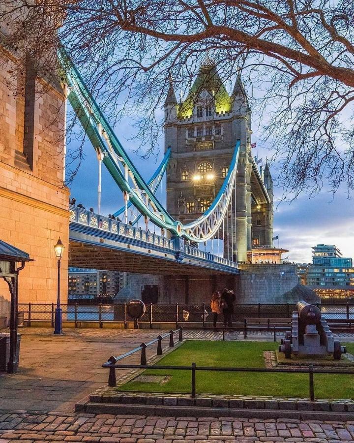 Tower Bridge Rainbow Maison d'hôtes 3*