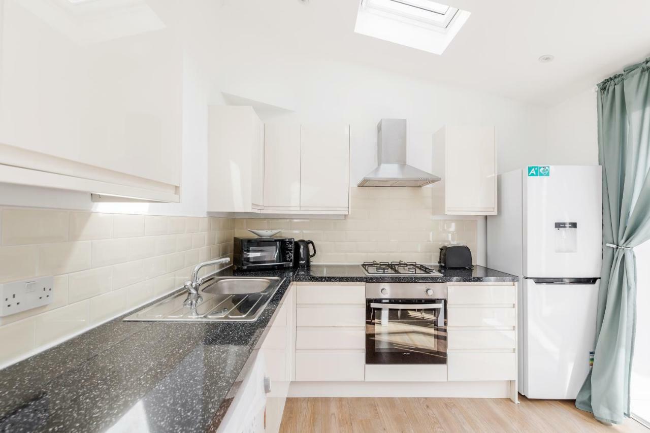 Serviced /excel/ Olympic City/ O2 Arena *
