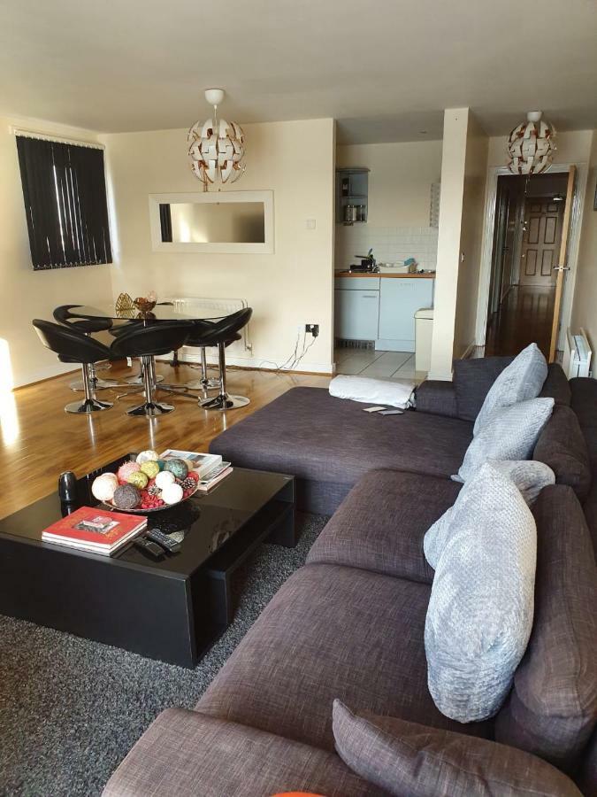 Affluent Riverside Sark Tower
