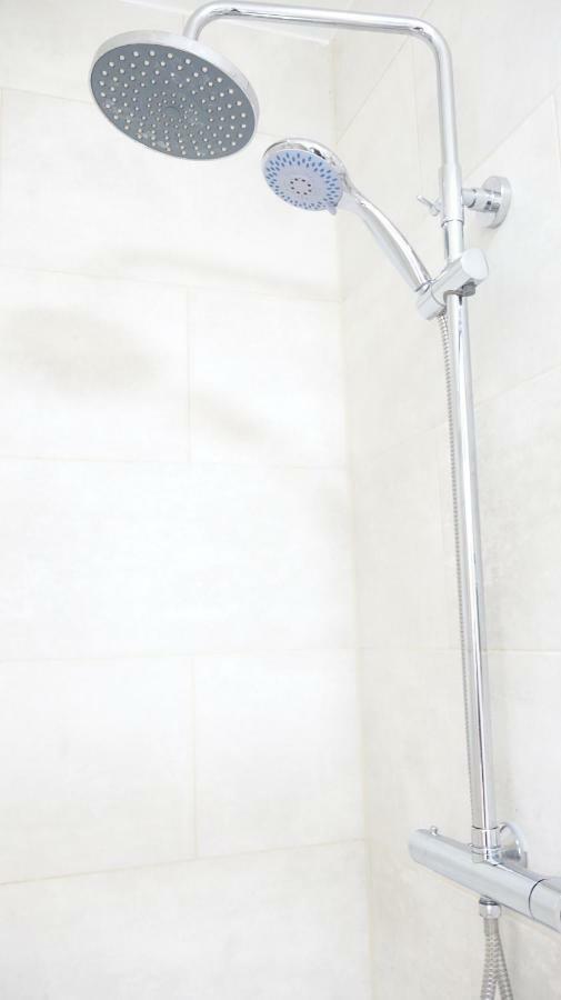 Habitación en casa particular Heathrow Ensuite Rooms- Auto Check In *