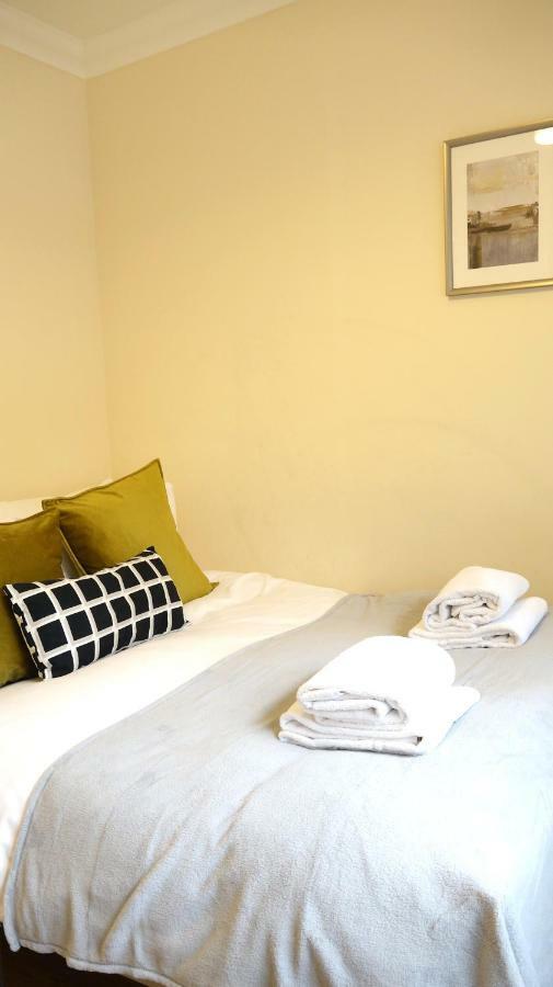 Habitación en casa particular Heathrow Ensuite Rooms- Auto Check In *