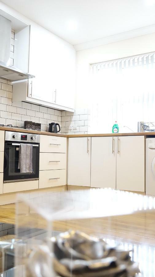 Habitación en casa particular Heathrow Ensuite Rooms- Auto Check In *