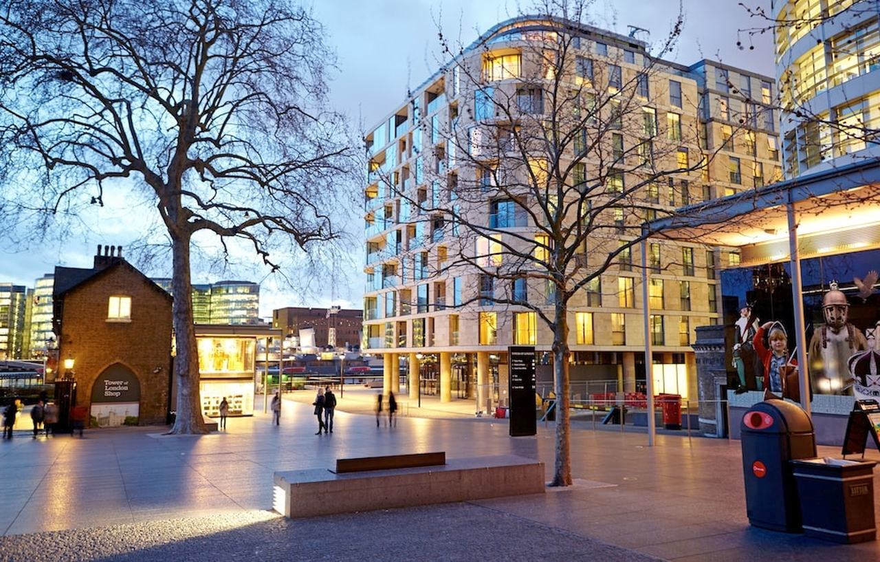 Aparthotel Cheval Three Quays At The Tower Of 5*