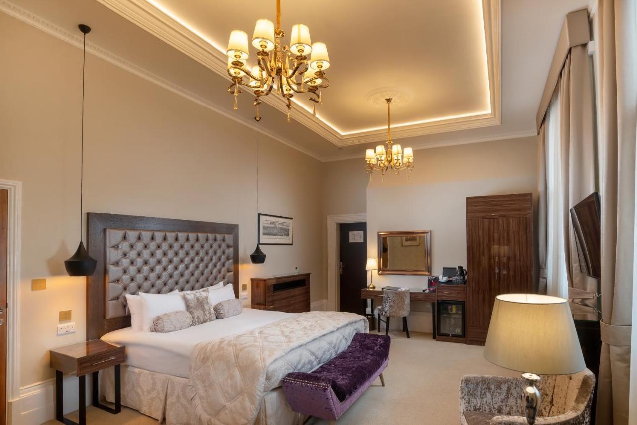 The Lansbury Heritage A Sunday - Canary Wharf 4* Londres