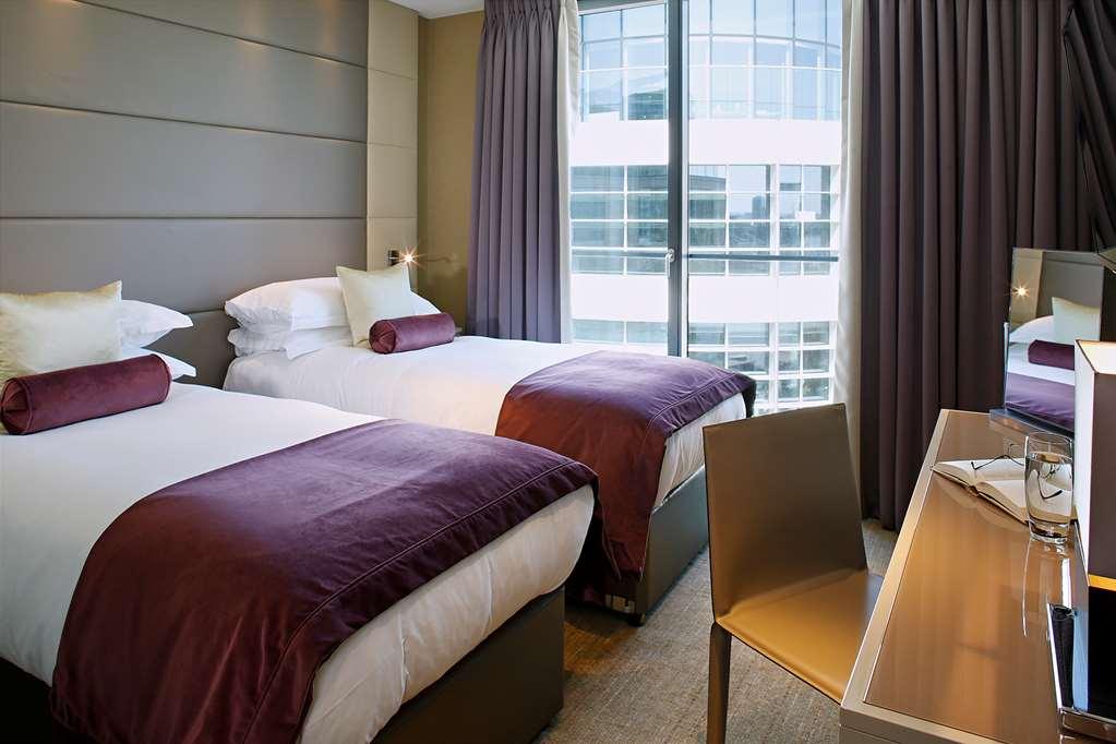 Aparthotel Cheval Three Quays At The Tower Of