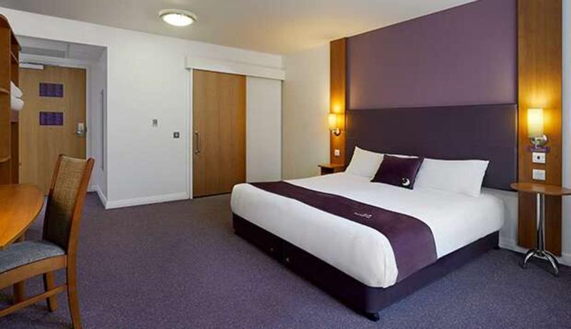 Hotel Premier Docklands 3*