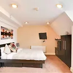Trendy Studios, Marylebone - Sk