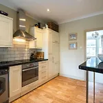 Traditional Fulham Home Close To The River Thames By Underthedoormat